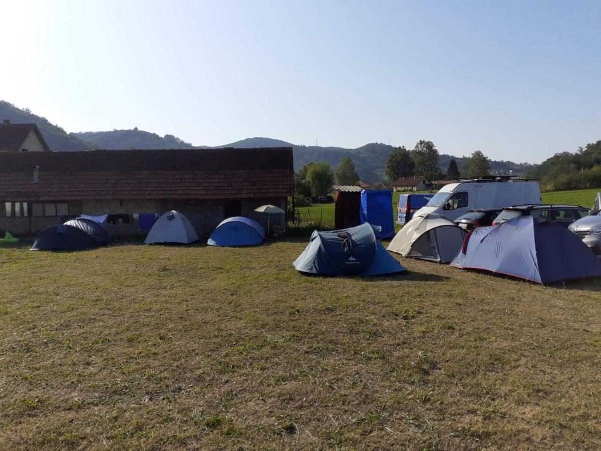 Dragacevska Avlija - Camp Hotel Guča Екстериор снимка